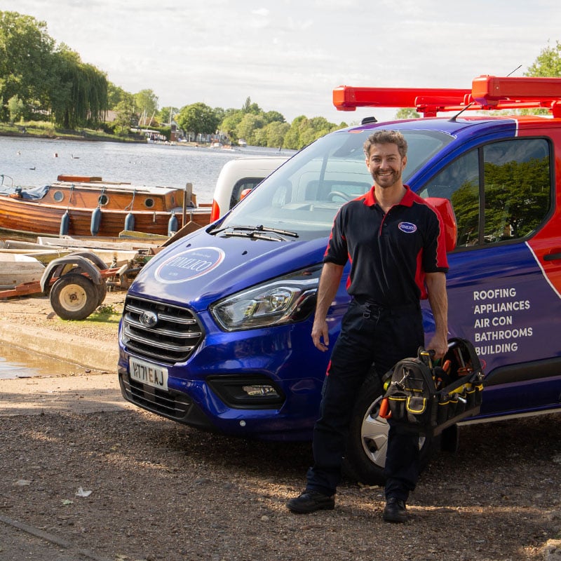 Pimlico engineer and van in Kensington and Chelsea
