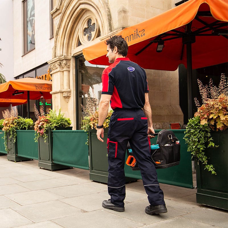 Pimlico engineer walking past the G Mantella in Weybridge