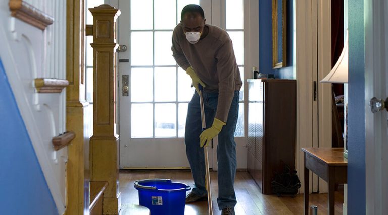 cleaning-wooden-floors