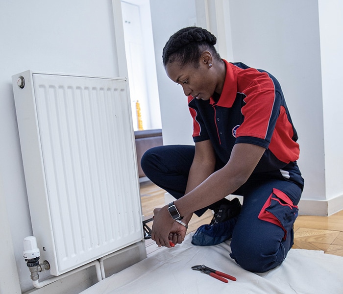 Pimlico Plumbing Engineer Fixing Radiator Leak