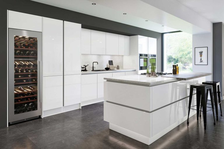 Zurfiz ultragloss glacier white style kitchen