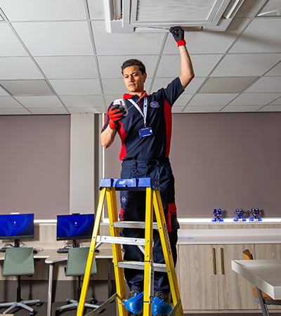 Pimlico air con engineer