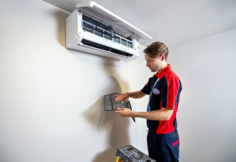 Pimlico air con engineer